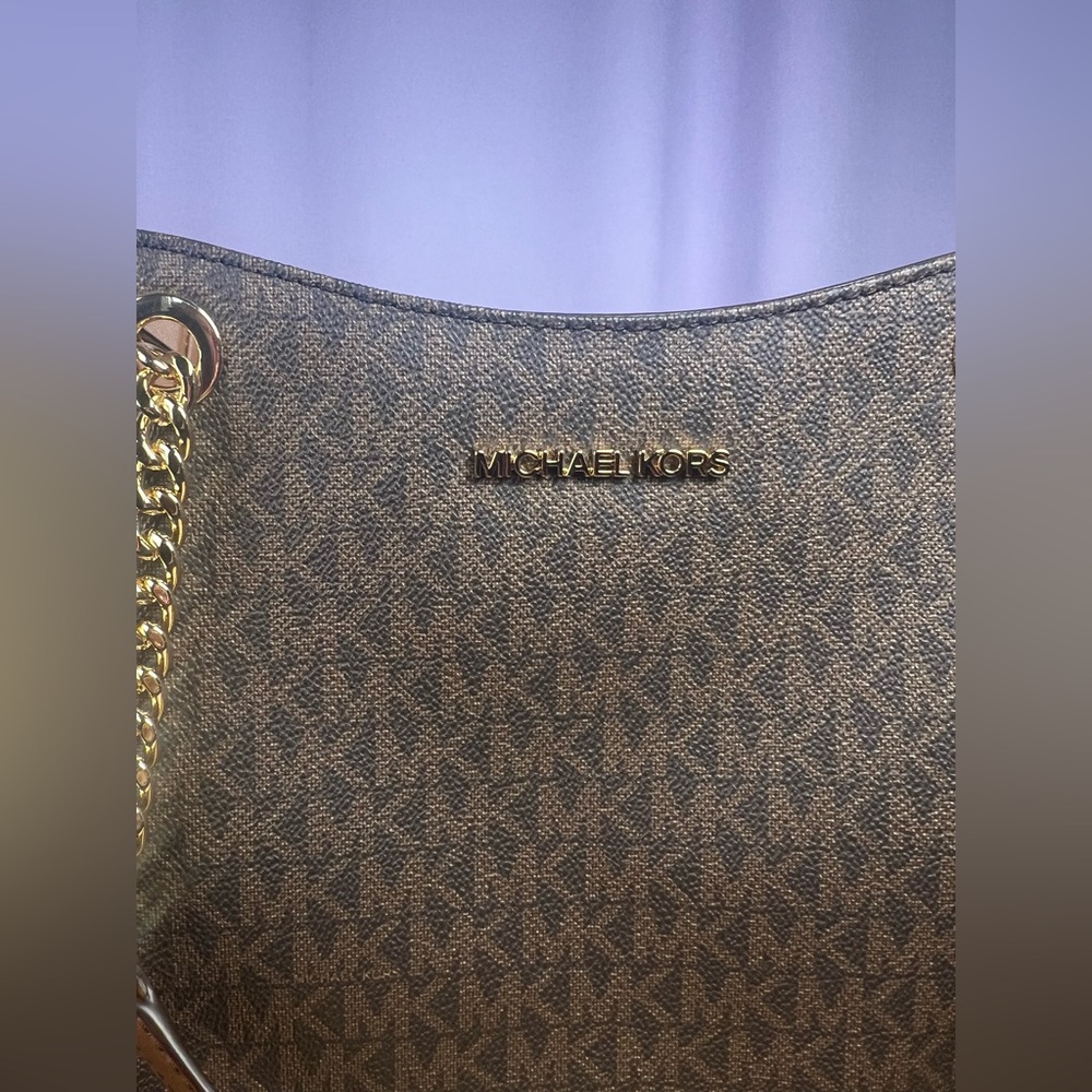 Michael Kors Brown Shoulder Bag - Picture 3 of 15